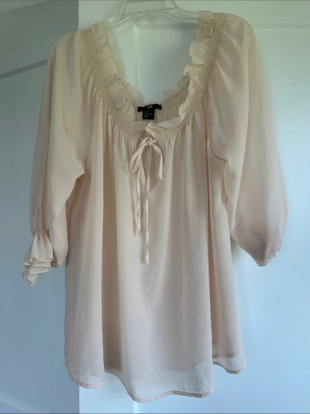 H&M Light Cream Ruffled Tie-Neck Blouse